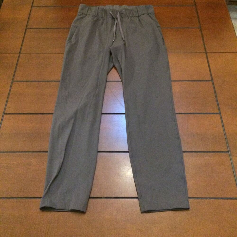 Lululemon on the play pant gray size 4